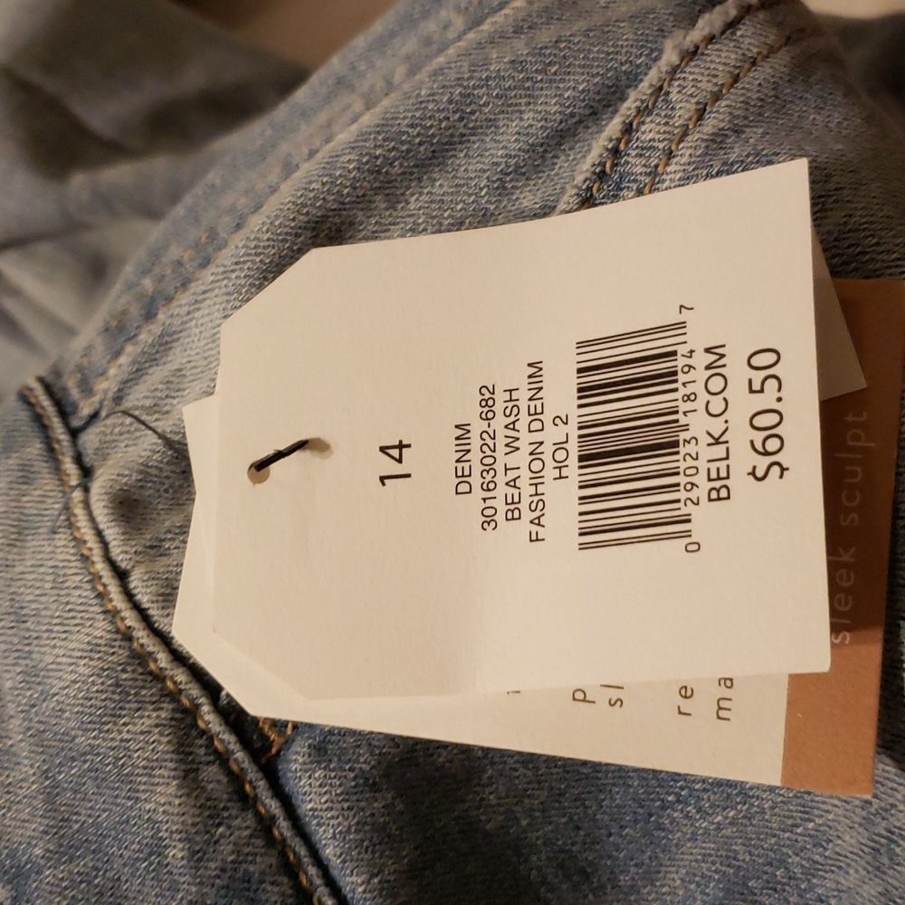 Jeans - Picture 2 of 2